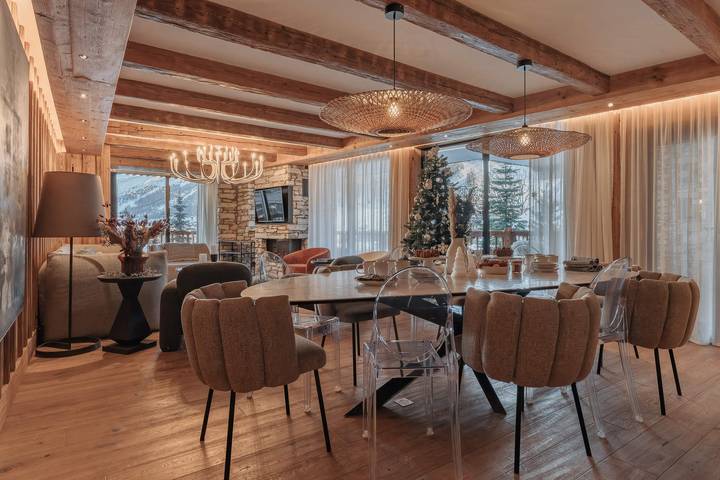 Gîte pour 10 personnes, avec terrasse et balcon/terrasse à Val-d'Isère - 2