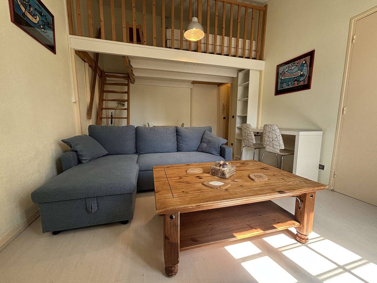 Appartement entier, Studio mezzanine 4 pers centre historique La Rochelle in La Rochelle, Région de La Rochelle