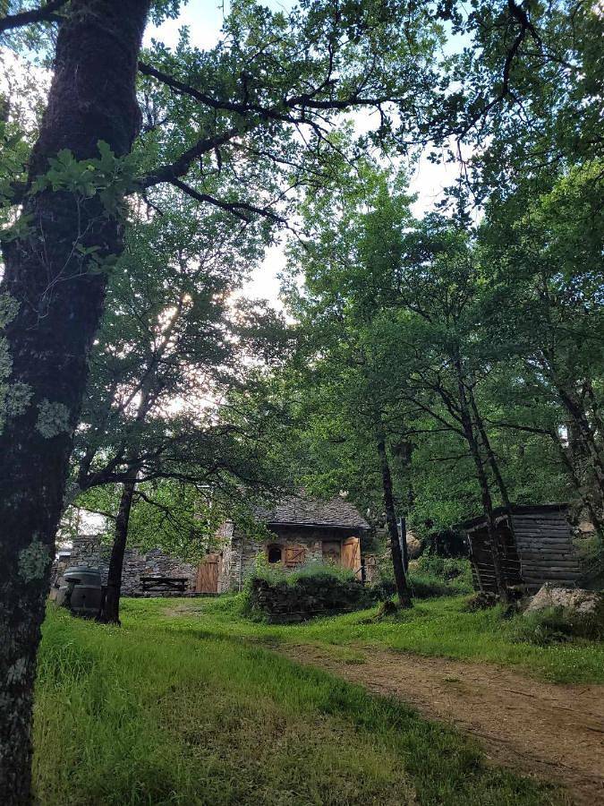 Location de vacances pour 4 personnes, avec Terrasse ainsi que Jardin et Vue dans Arnac-sur-Dourdou