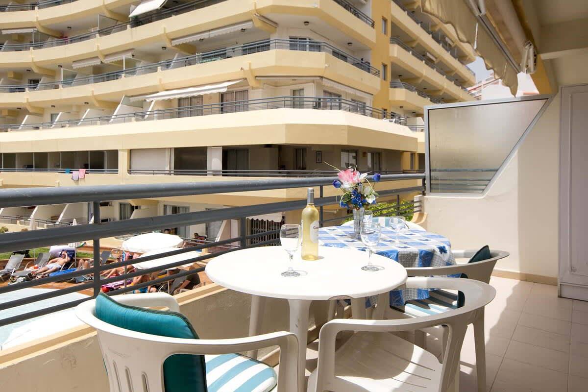 Entire apartment, Santa Maria 65 - Two Bed in Playa Puerto Colón, Adeje