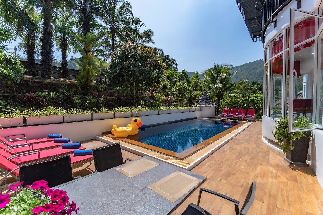 Villa Nap Dau private pool villa for big Family and Friends in Phuket Province