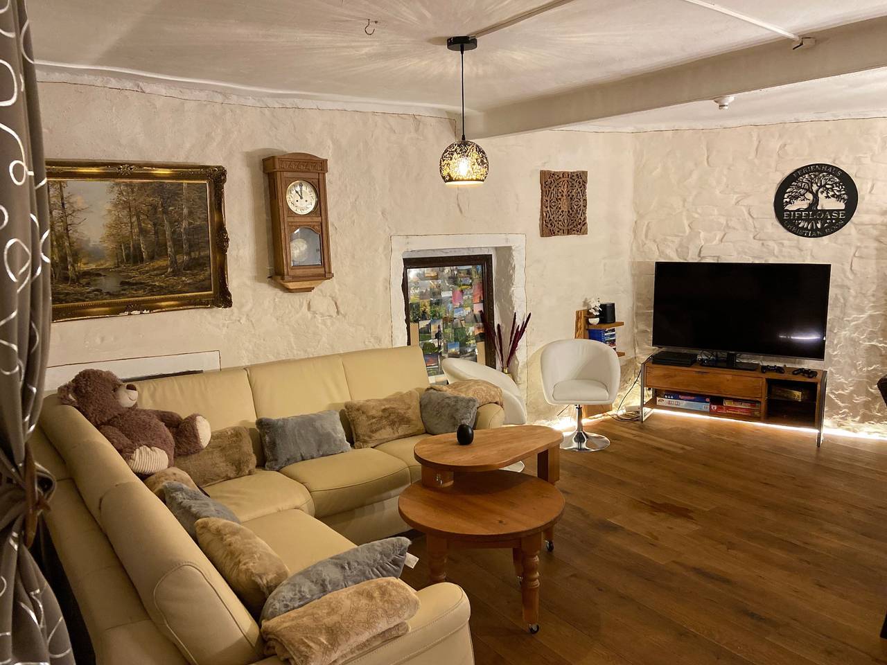 Appartement entier, Appartement "Eifeloase" avec terrasse privée et Wi-Fi in Birresborn, Eifel volcanique