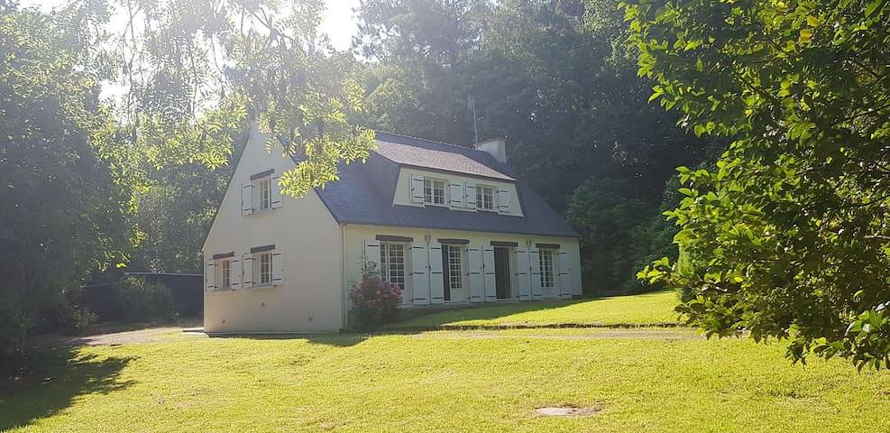 Maison De Vacances pour 10 Personnes dans Morgat, Crozon