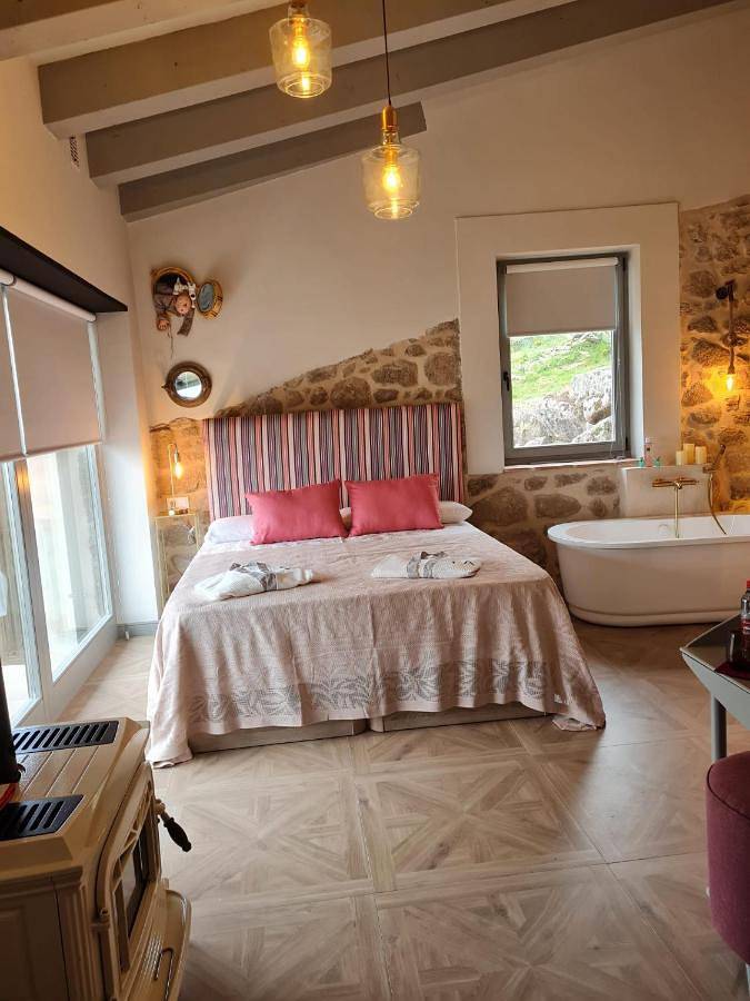 Casa rural para 2 personas, con vistas además de terraza y piscina en Sierra de Gata - 3