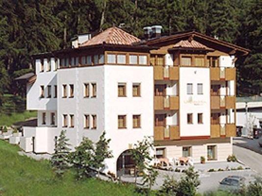 Hotel für 4 Personen, mit Balkon und Terrasse sowie Sauna