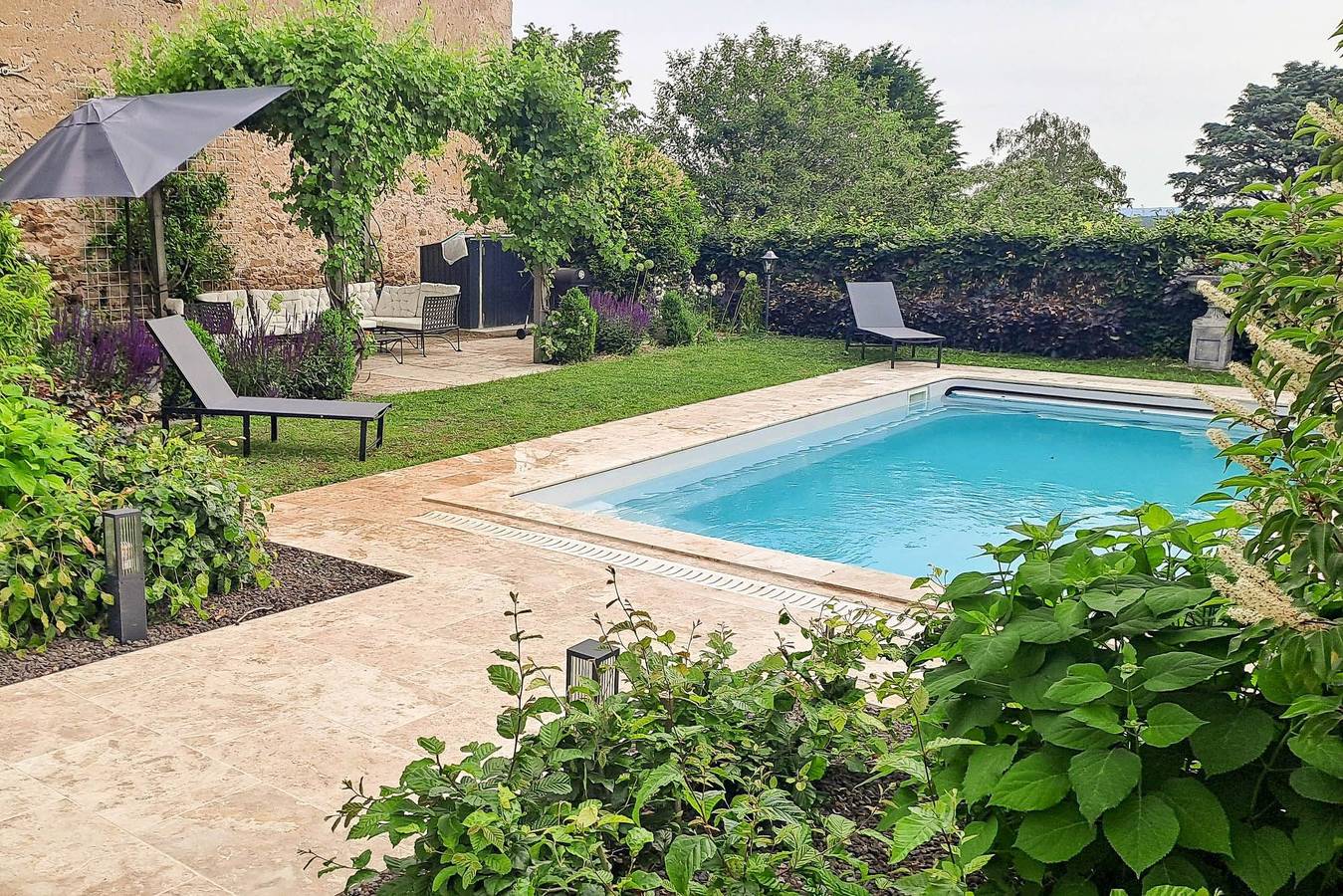 Villa pour 12 personnes avec piscine in Saulieu, Région de Montbard