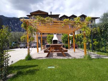 Ferienwohnung für 6 Personen, mit Balkon und Garten in Riva del Garda