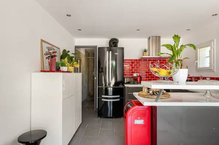 Gîte pour 4 personnes, avec terrasse et jardin à Calvi - 4