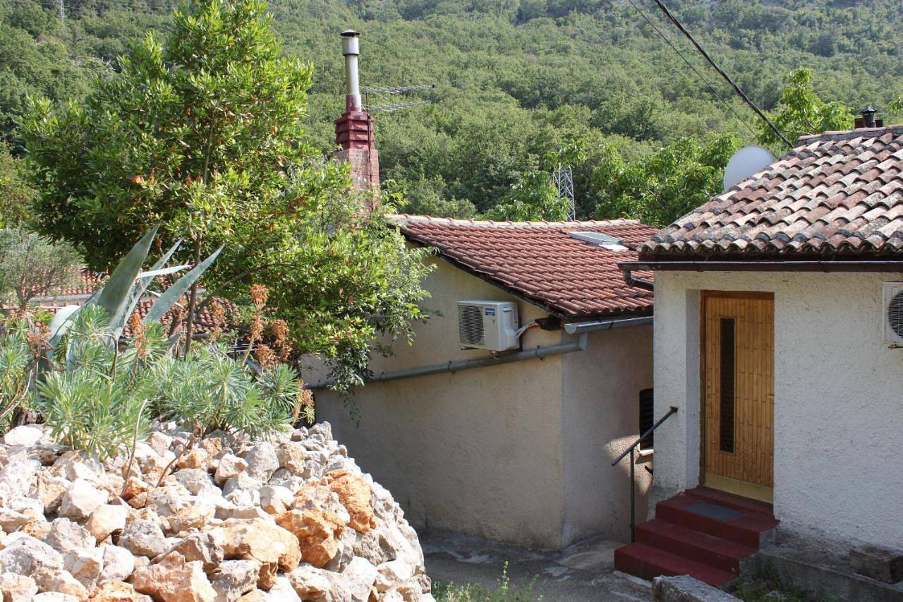 Ganze Wohnung, Studio with Terrace in Cres Stadt, Cres