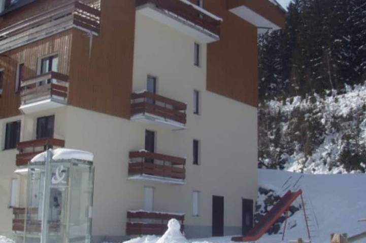 Ganze Wohnung, Studio 18m² für 3 Pers, nahe Pisten, Haustiere erlaubt in La Ferrière, Le Pleynet