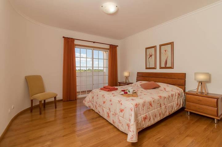 Luxuriöse freistehende Villa mit 6/7 Schlafzimmern, privatem Pool und Spielzimmer in Quinta do Sobral, Castro Marim