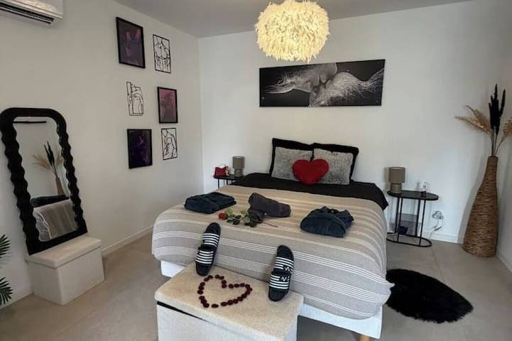 Gîte pour 2 personnes, avec jardin ainsi que terrasse et jacuzzi à Marcheprime - 3