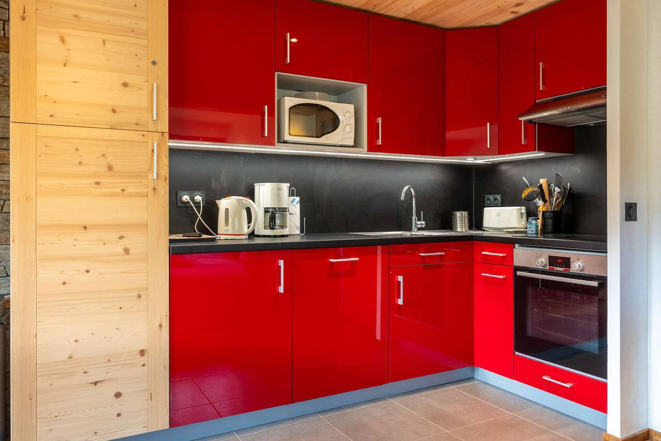 Apartamento vacacional entero, Réséda : Calme Montagnard avec Vue Apaisante in Le Grand-Bornand, Región de Annecy
