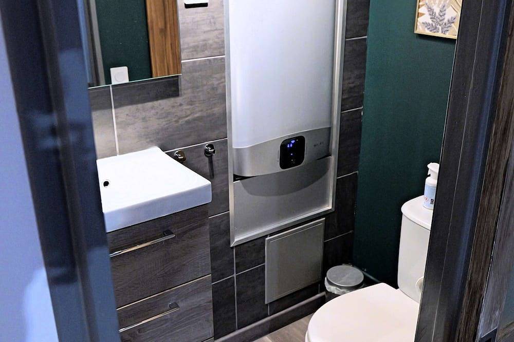 Entire apartment, Geographically very well located between the Zenith, the exhibition center and the center of Rouen in Rouen, Rouen region