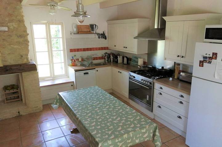 Gîte pour 12 personnes, avec jardin et terrasse à Saint-Jean-de-Duras - 2