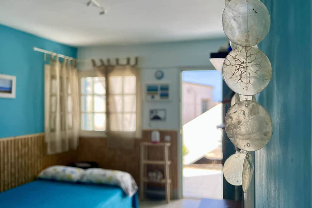 Ganze Wohnung, Apartamento Los Lagos| Direct to the beach & sea  | Terrace  | Bbq   | Top Wifi in El Cotillo, La Oliva