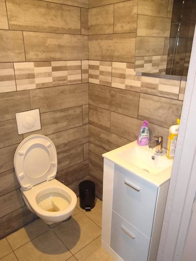 Appartement entier, Three-Bedroom Apartment in Nolay, Région de Beaune