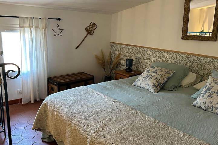 Gîte pour 2 personnes, avec balcon, animaux acceptés à Niozelles - 2