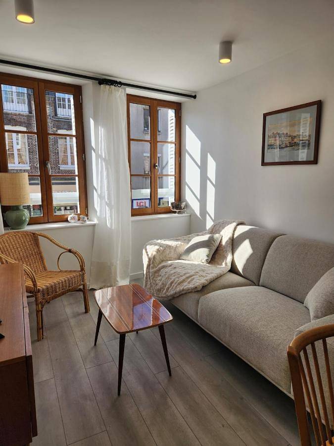 Appartement entier, Cour Saint Jean in Le Neubourg, Région d'Évreux