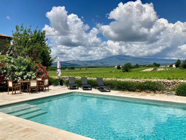 Casa de vacaciones para 18 personas, con jardín además de piscina y vistas - 1