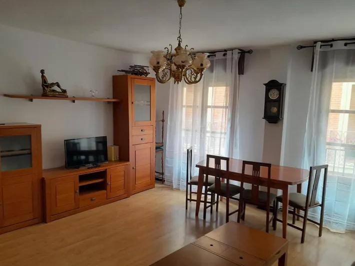 Apartamento de vacaciones para 8 personas, con balcón y vistas - 1