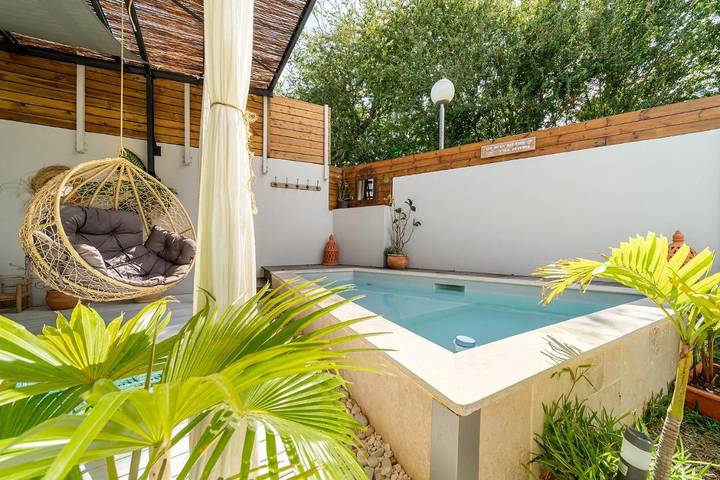 Location de vacances pour 6 personnes, avec jacuzzi et sauna ainsi que piscine et jardin, animaux acceptés dans Plage de l'Hermitage - 3