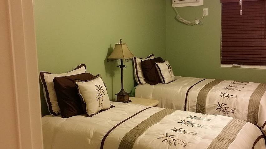 Vacation rental for 5 people, with balcony and garden in Kihei