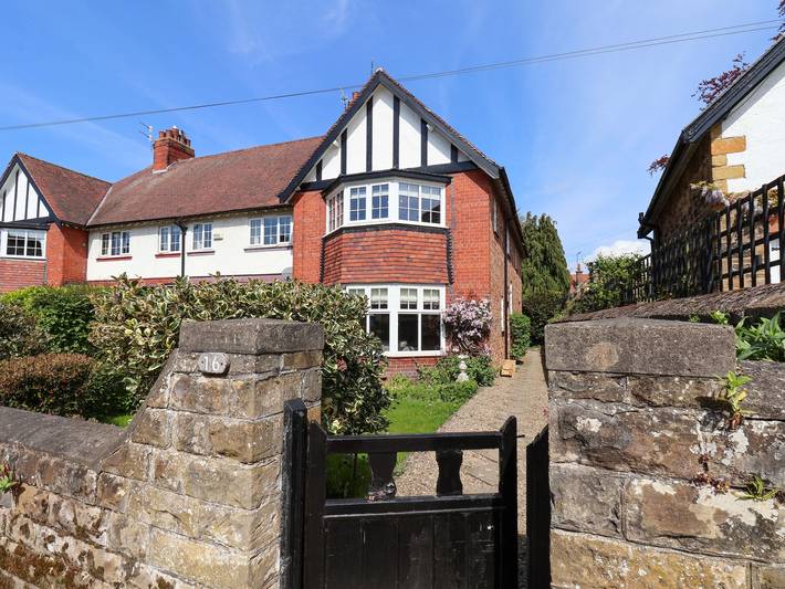 Holiday rental for 4 people, with garden, with pets in Scalby