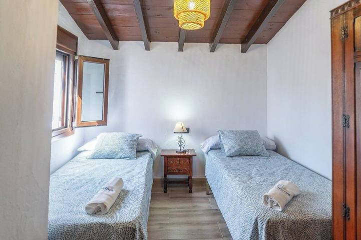Casa Maroma Canillas de Albaida in Canillas de Albaida, Cordillera Penibética