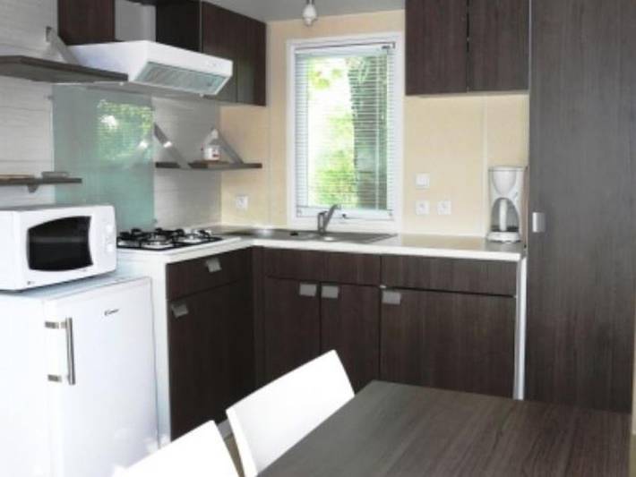 Mobil home pour 5 personnes, avec terrasse à Plobannalec-Lesconil - 4