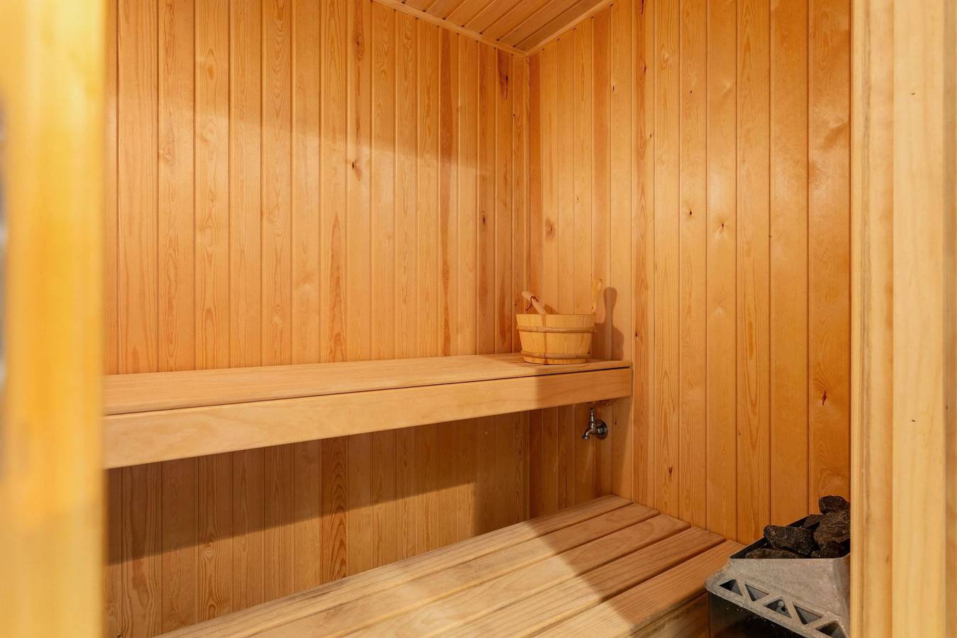 Sunset View Luxury 4 Bedrooms With Sauna in Melbourne, Mornington Peninsula