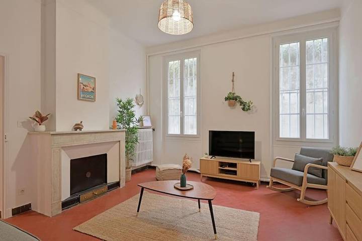 Gîte pour 4 personnes, avec terrasse dans Palais des Papes