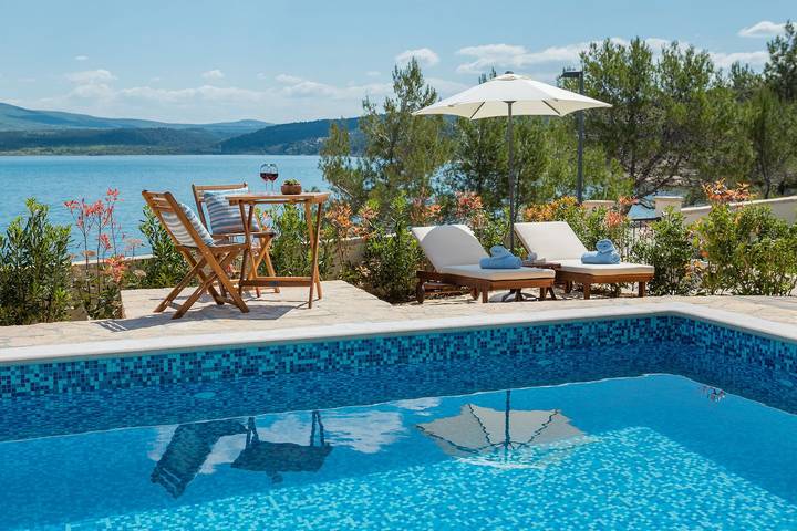 Villa für 7 Personen, mit Garten und Balkon in Zadar