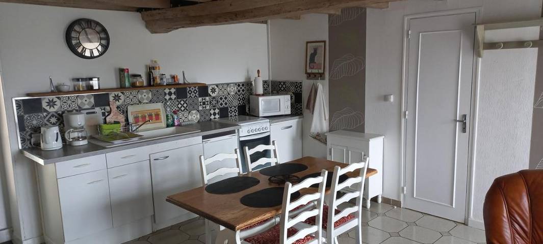 Location de vacances pour 4 personnes, avec jardin et terrasse à Saint-Mars-sur-Colmont - 4