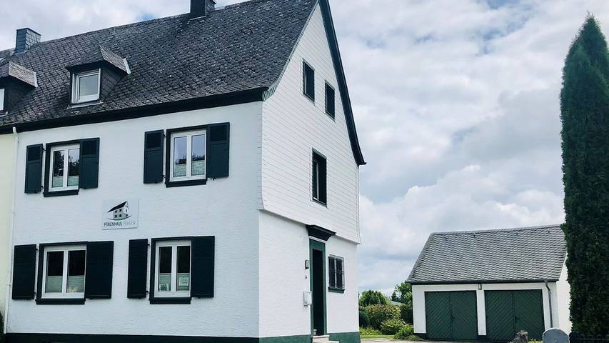 Ferienhaus für 10 Personen, mit Terrasse und Garten - 1
