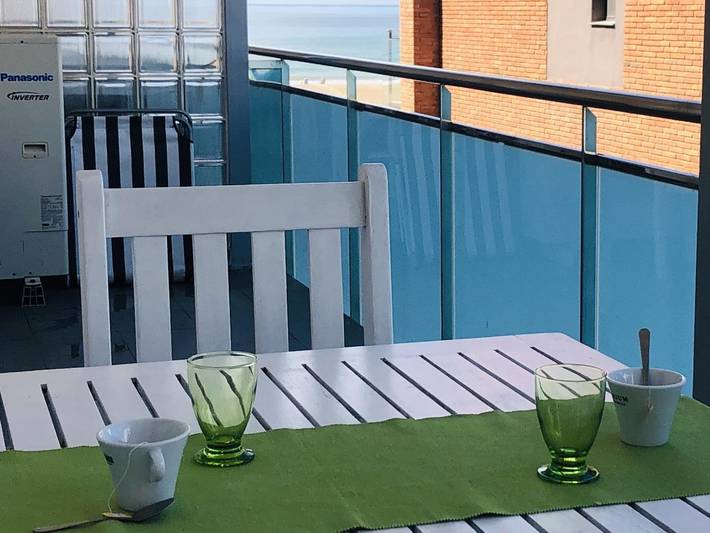 Gîte pour 6 personnes, avec Balcon/Terrasse à Castelldefels