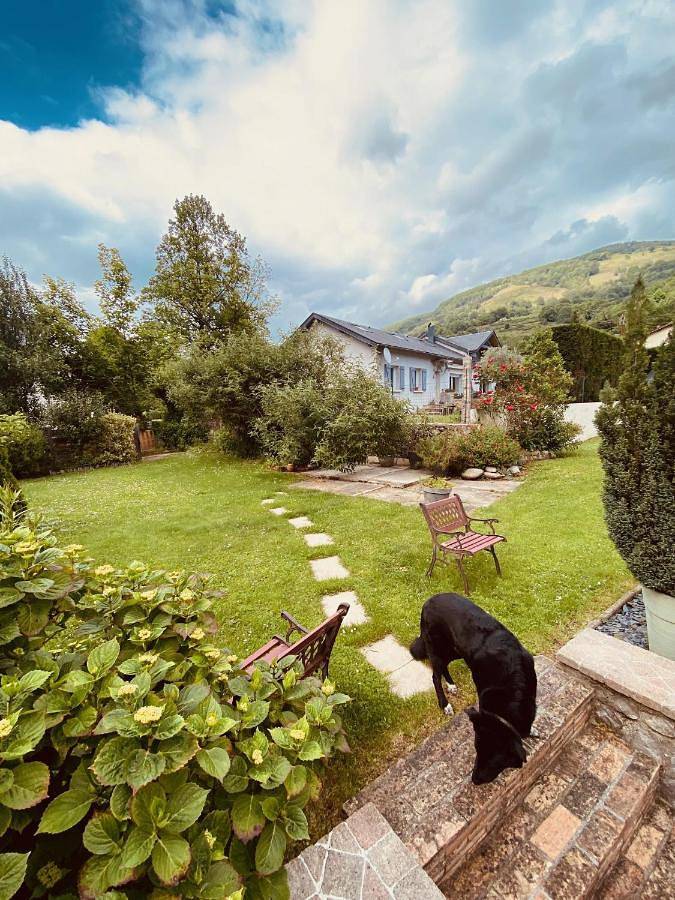Location de vacances pour 13 personnes, avec jardin et vue à Sarrancolin - 2