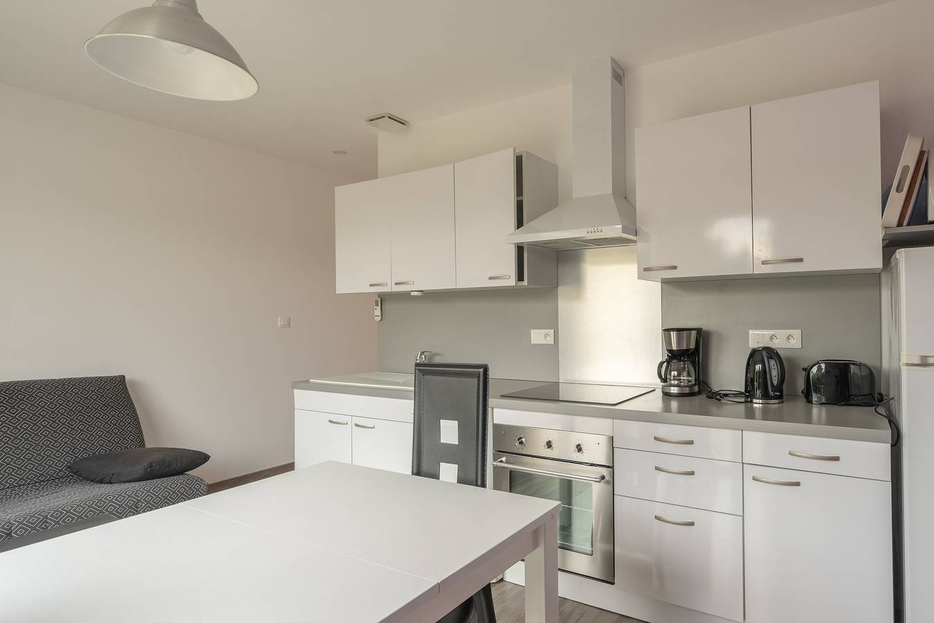 Ganze Wohnung, Appartement 'Le Clos Du Champ De L'Amour - Pons' mit privatem Pool, Wlan und Klimaanlage in Saint-Simon-de-Bordes, Jonzac und Umgebung