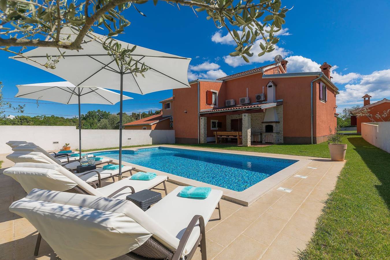 Wonderful Villa Prisedi with Private Pool in Marčana, Südküste Istrien