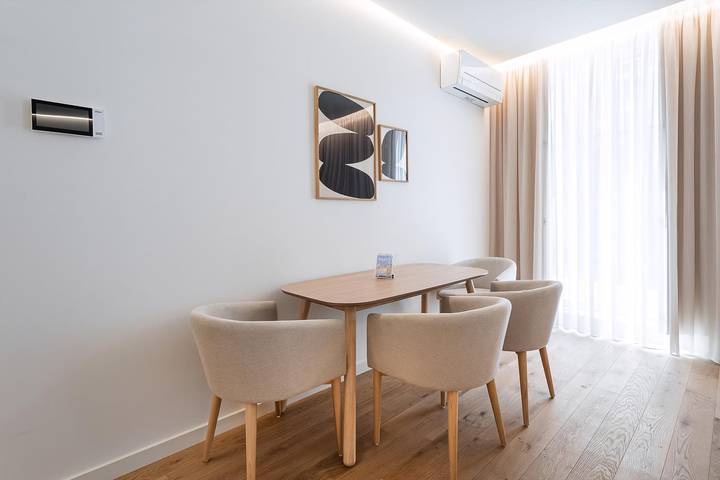 Estudio entero, GuestReady - Elegante casa contemporánea en Oporto in Santo Ildefonso, Cedofeita, Santo Ildefonso, Sé, Miragaia, São Nicolau e Vitória