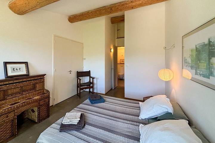Villa Menerbes - Cinq Chambres Villa, Couchages 11 in Ménerbes, Parc naturel régional du Luberon