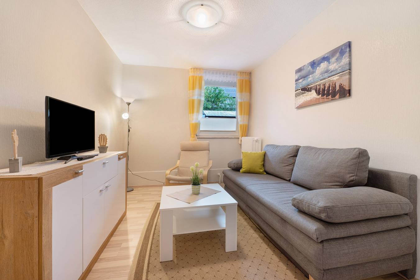 Ganze Wohnung, Ferienwohnung '3 - Haus Monika' in Burhave, Butjadingen