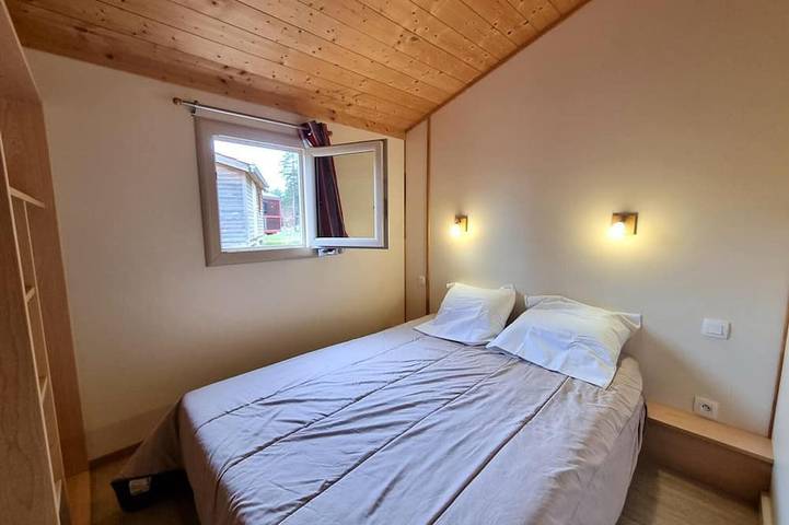 Gîte pour 6 personnes, avec jardin à Usson-en-Forez - 2