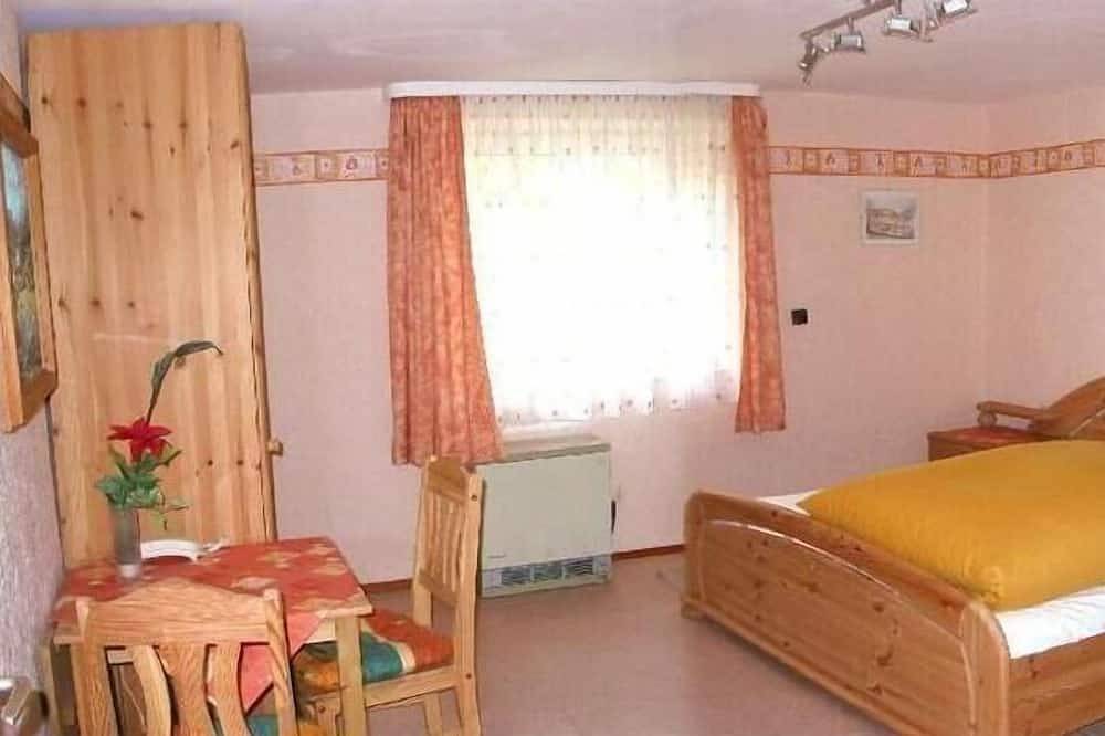 Ganze Wohnung, Ferienwohnung Creglingen für 1 - 7 Personen mit 3 Schlafzimmern - Ferienwohnung in Creglingen, Taubertal