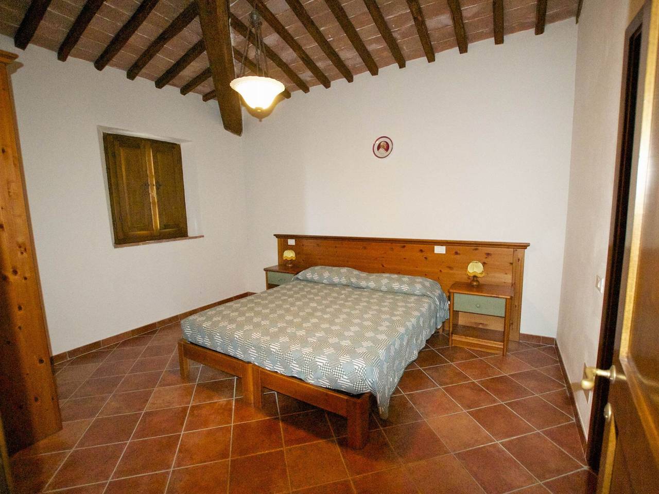 Ganze Wohnung, Beccanella' Wohnung mit Gemeinschaftspool in Asciano, Siena Provinz