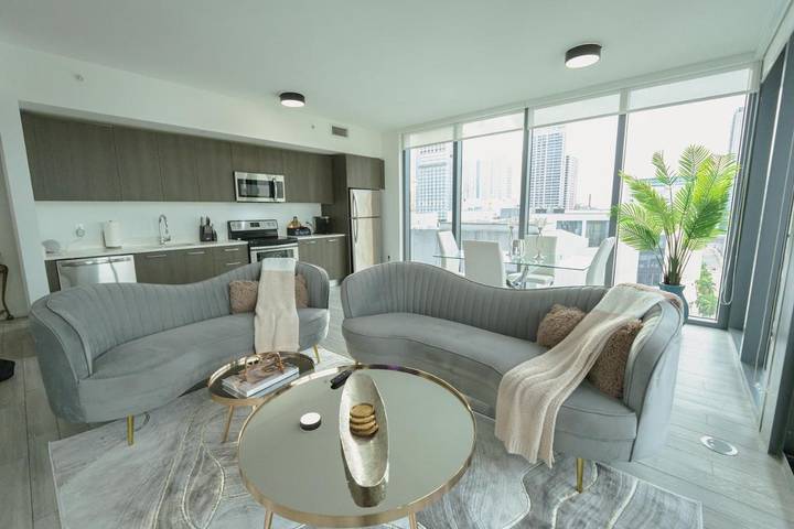 Loft voor 8 personen, with terras and uitzicht as well as zwembad, met huisdier in Miami