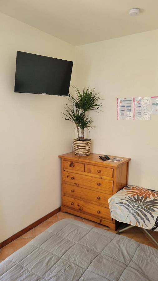 Chambre d’hôte pour 3 personnes, avec Terrasse et Jardin à Castellane - 2