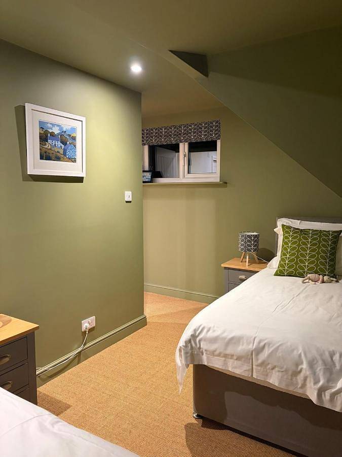 Two-Bedroom House in Fairbourne, Snowdonia