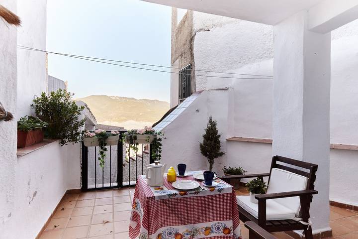 Zimmer 'Tranco' mit Bergblick und privater Terrasse in Hornos, Sierras de Cazorla Segura Naturpark