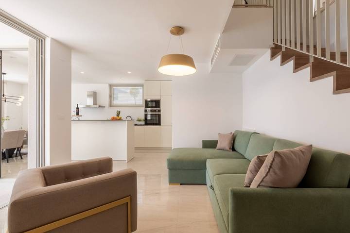 Villa pour 8 personnes, avec piscine et balcon/terrasse, animaux acceptés à Vela Luka - 4